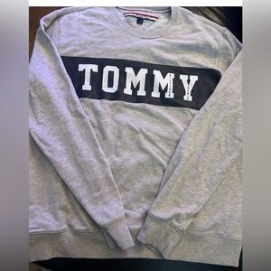 Tommy Hilfiger Gray Crewneck Sweater Casual Style